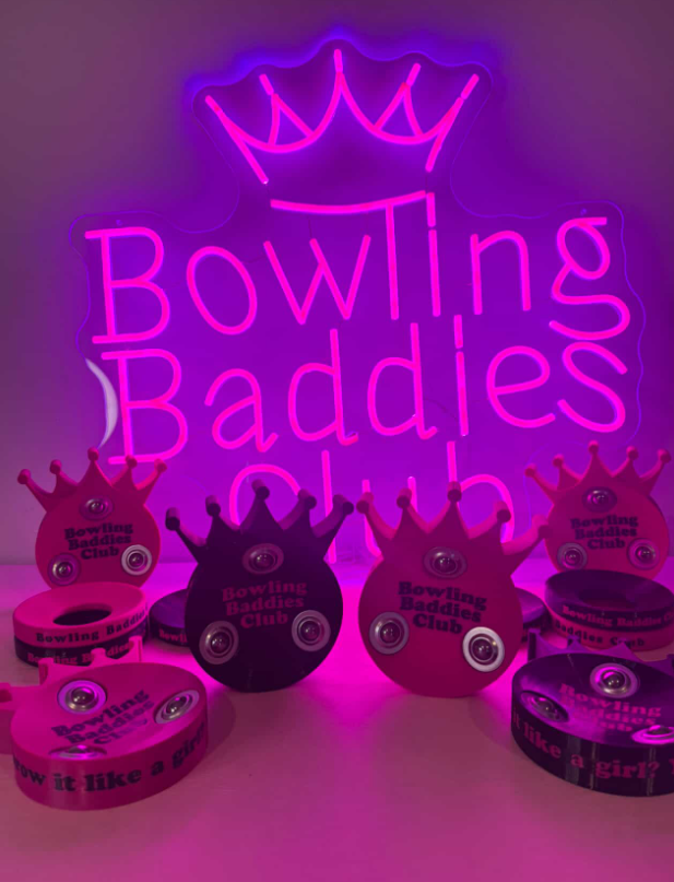 Bowling Baddies Club Crown Ball Spinner and Ball Cups